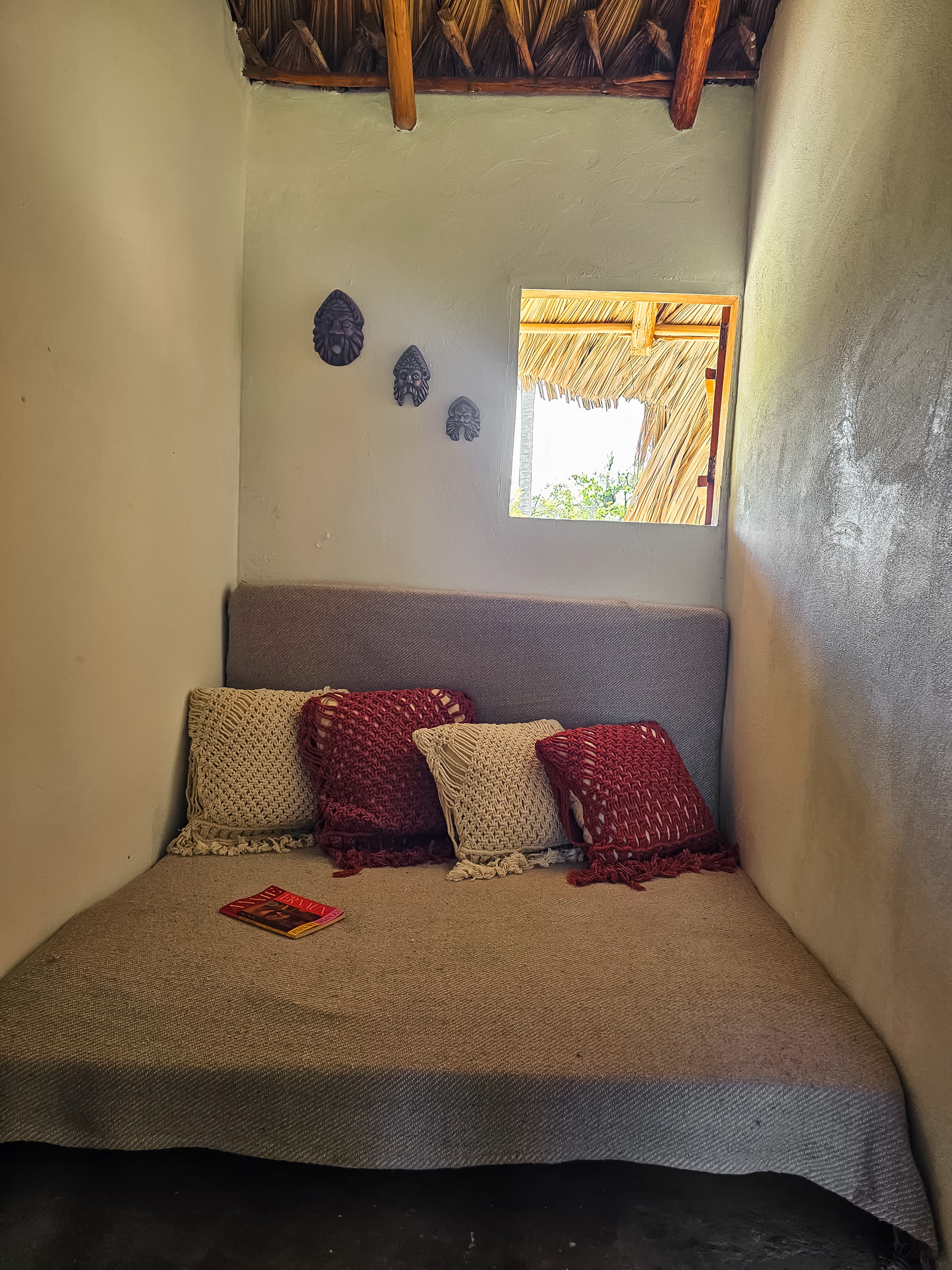 Suíte Estrelar — cama e recanto